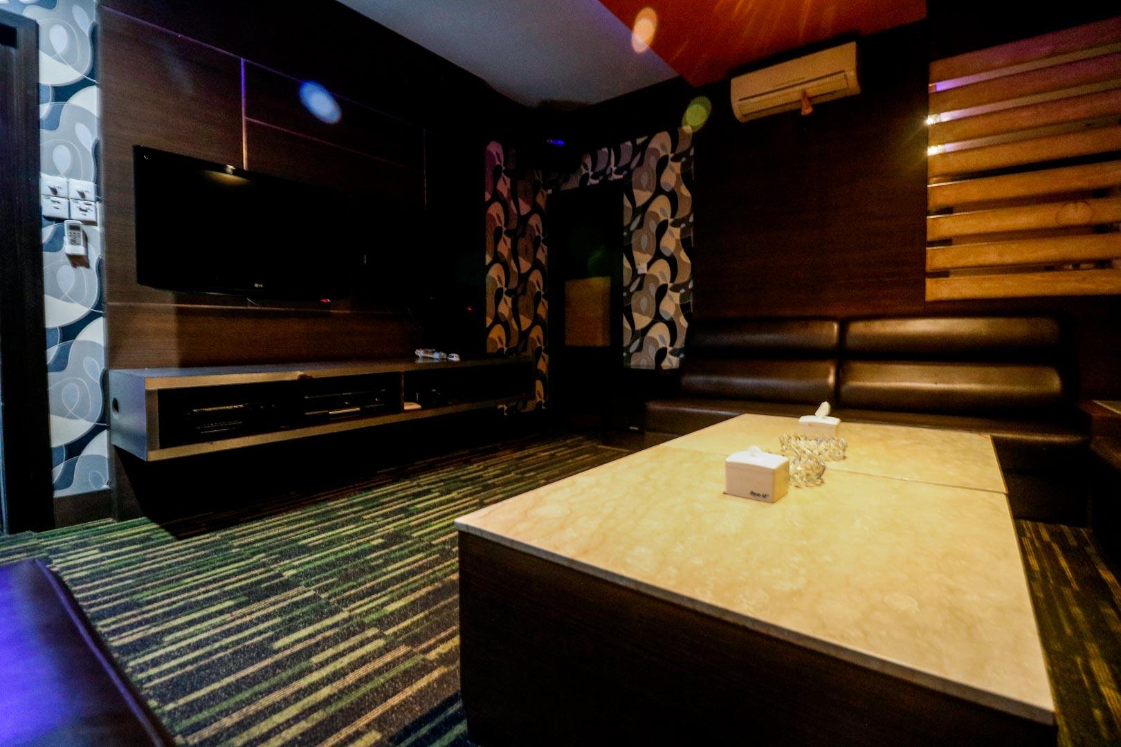 Reddoorz Plus Near Dc Mall Batam Nagoya Buitenkant foto