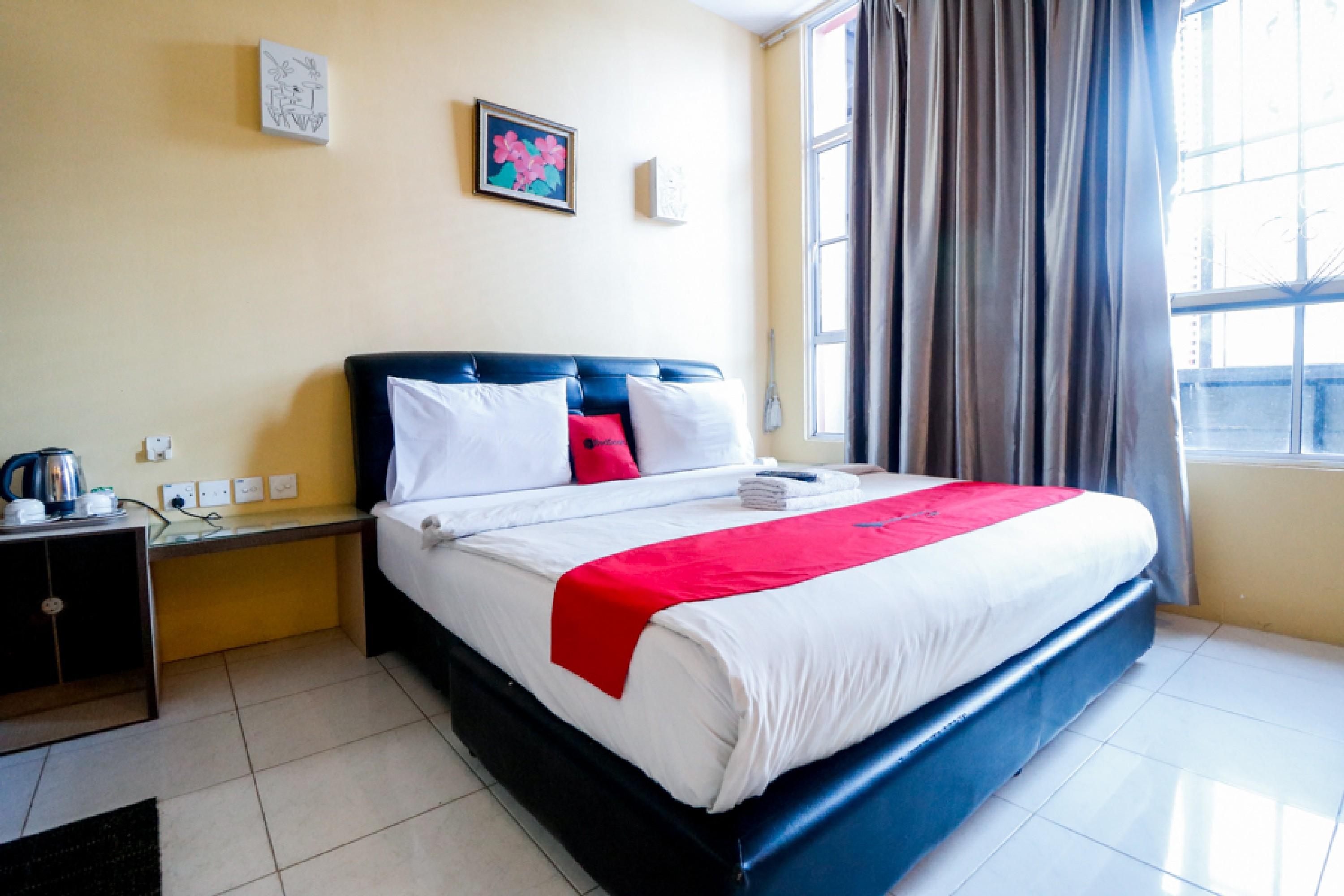 Reddoorz Plus Near Dc Mall Batam Nagoya Buitenkant foto